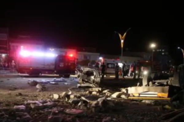 Carnagiu pe șoselele din Turcia! Cel puţin 34 de morţi şi aproximativ 60 de răniţi în două accidente rutiere petrecute la scurt timp unul de altul