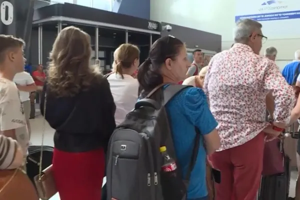 Români supuși controlului de frontieră în Spania, deși România este în Schengen aerian. ”Polițistul ne-a spus că nu suntem europeni”