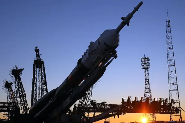 Rusia lansează un satelit spion iranian pentru a „monitoriza” Ucraina