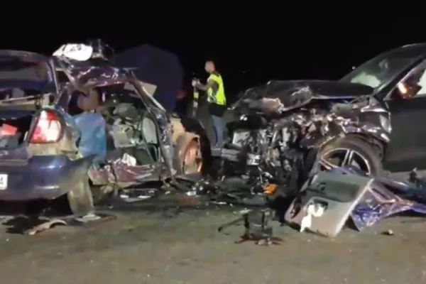 VIDEO | Accident auto grav la ieșirea din Buzău. 3 oameni au murit, iar alți 3 au fost răniți
