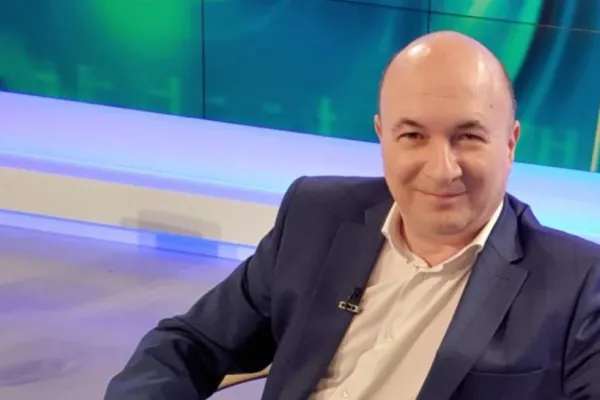 Codrin Ștefănescu contestă Ordonanța de urgenţă privind plafonarea: „Este o nouă cacealma lansată de către Guvern”