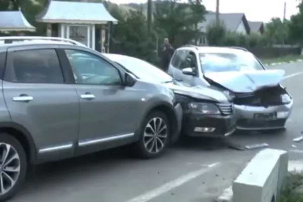 VIDEO | Accident auto surprins în direct. Cum s-a întâmplat totul