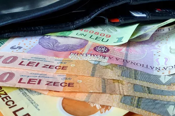 Este oficial. Marius Budăi pregătește majorarea salariului minim în România - Cu cât cresc pensiile din 2023 - 3 scenarii