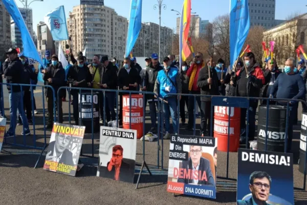 Nou protest al angajaților Alro Slatina. Oamenii sunt nemulţumiţi de creşterea preţului la energie şi gaze naturale