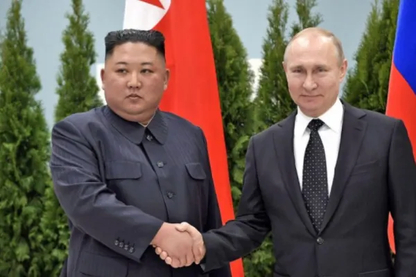 Putin bate palma cu Kim Jong-Un, după ce Rusia rămâne fără arme în războiul din Ucraina - Ce i-a oferit Coreea de Nord
