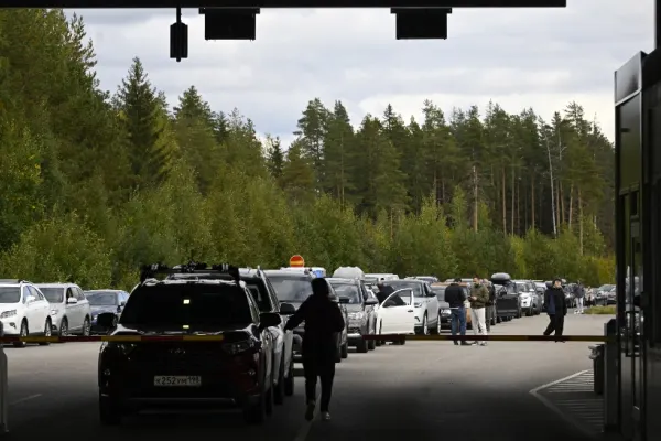 Rușii fug pe unde pot de mobilizarea lui Putin. Granița cu Finlanda, luată cu asalt