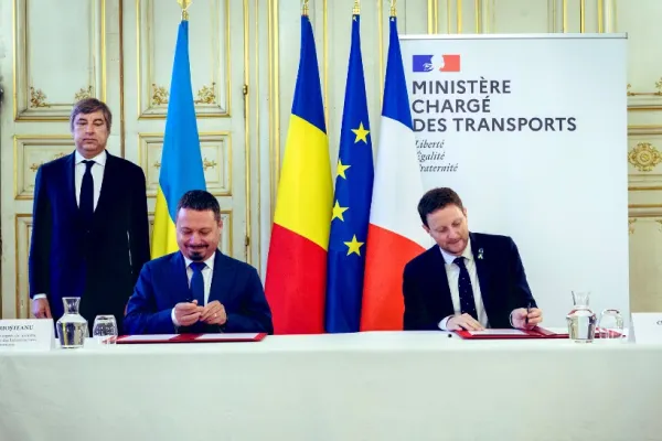 Război Ucraina. Franța și România au semnat un acord pentru simplificarea exportului de cereale ucrainene