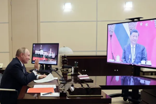 Liderul chinez Xi Jinping a ajuns la Moscova. Vladimir Putin nu l-a întâmpinat pe aeroport. Primul mesaj de pe aeroport: China și Rusia sunt parteneri de încredere - VIDEO