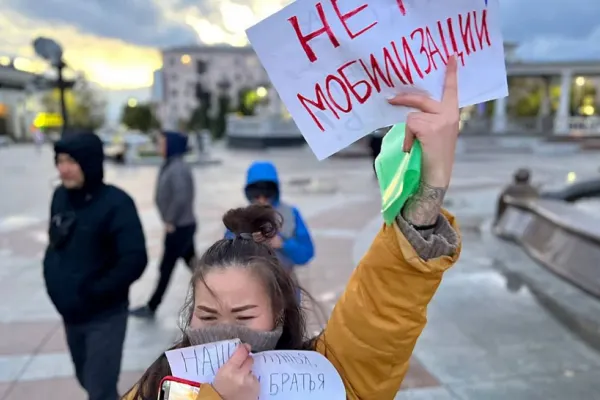 PROTESTE în Rusia după anunțul mobilizării: Se scandează "Putin în tranşee" - Panică mondială după amenințarea cu NUCLEARE | LIVE TEXT