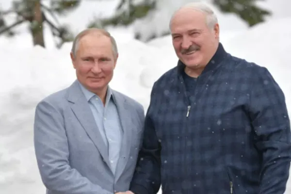 Lukașenko, aliatul lui Putin, nu recunoaște că ar fi implicat în războiul din Ucraina: „Nu va avea loc nicio mobilizare în Belarus. E o minciună!”