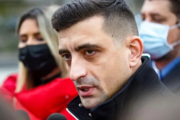 Discurs aberant al lui George Simion: „Comisia Europeană este condusă de minți bolnave. Ne-au adus inflație, sărăcie, o pandemie inventată”