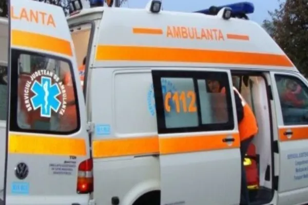 Accident grav pe un drum din Bacău: o persoană și-a pierdut viața și o alta a fost rănită