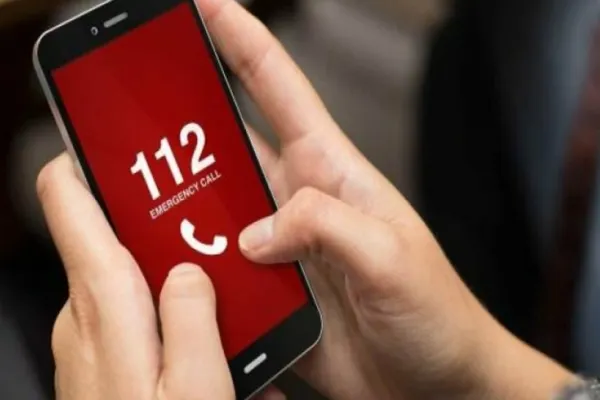 O fată de 10 ani i-a pus pe jar polițiștii, după ce a sunat la 112 și a spus că este SECHESTRATĂ. Alarma s-a dovedit a fi FALSĂ