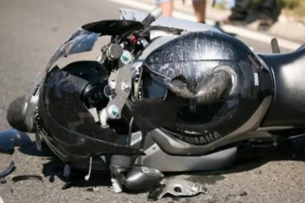Accident rutier pe DN7, la Chitila. Un motociclist a fost grav rănit: trafic restricționat pe o singură bandă