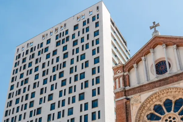 Nicușor Dan, reacție la sentința Tribunalului de a suspendat demolarea Cathedral Plaza: "Vom face recurs". Pe ce se bazează dispoziția de demolare