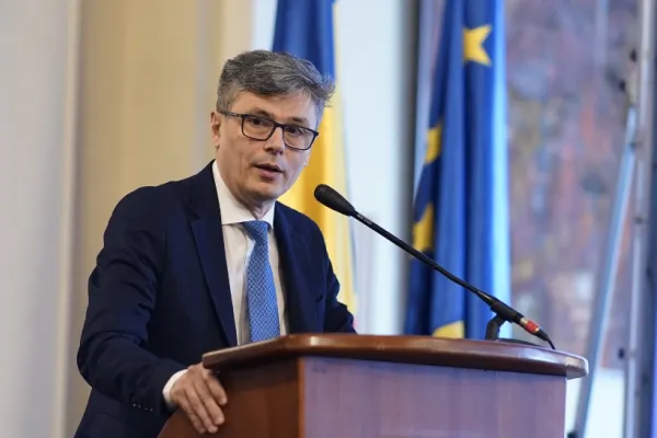 Virgil Popescu, explicații despre TAXA PE SOARE: „Presupune îndeplinirea mai multor condiţii”