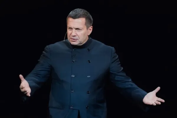 Propagandistul Vladimir Soloviov și-a pierdut încrederea în armata lui Putin! Retorica folosirii armelor nucleare, reluată în direct, la TV: "De ce așteptăm...?!"