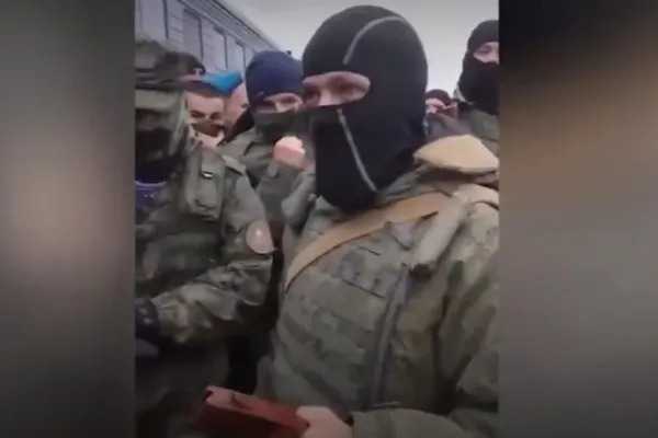 Noii recruți ruși, protest la linia frontului: trăiesc în condiții inumane după mobilizarea anunțată de Putin