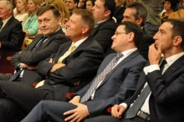 Crin Antonescu, în exclusivitate la Realitatea Plus, atac la Klaus Iohannis. Ce crede despre amestecul Rusiei in alegerile din România?