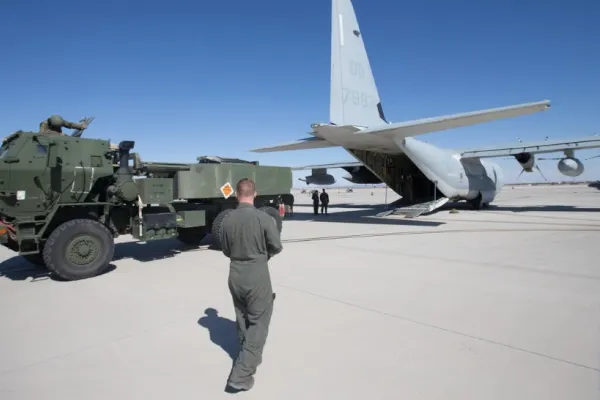 Război în Ucraina, ziua 229: SUA vor livra arme avansate de apărare aeriană. Medvedev, Zaharova, dați în urmărire în Ucraina – LIVE TEXT
