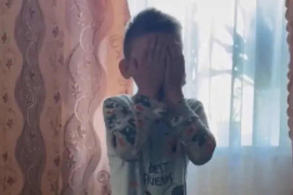 Reacția unui copil ucrainean amenințat că va fi trimis în Rusia - VIDEO
