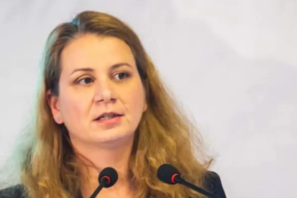 Schimbări majore în Educație, anunțate de Ligia Deca. Modificări la doctorate, Bacalaureat, burse și condițiile de pensionare