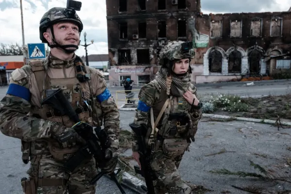 Război în Ucraina - Ziua 244 - Vizită surpriză a președintelui german la Kiev - Rusia vrea să discute problema "bombei murdare" la ONU - LIVE TEXT