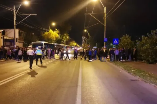 Proteste pe cea mai sângeroasă șosea din Capitală - Un tânăr de doar 19 ani a murit spulberat de un bolid