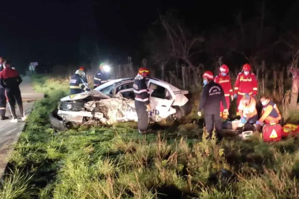 Accident cu 5 victime în Râmnicu Vâlcea. O persoană a murit, iar alte 4 au fost rănite - FOTO