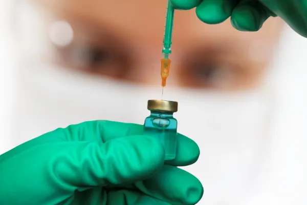 ONU acuză Germania, Anglia, SUA de discriminare din cauza vaccinurilor anti-COVID-19 - Doar 32% din populația lumii a primit un rapel