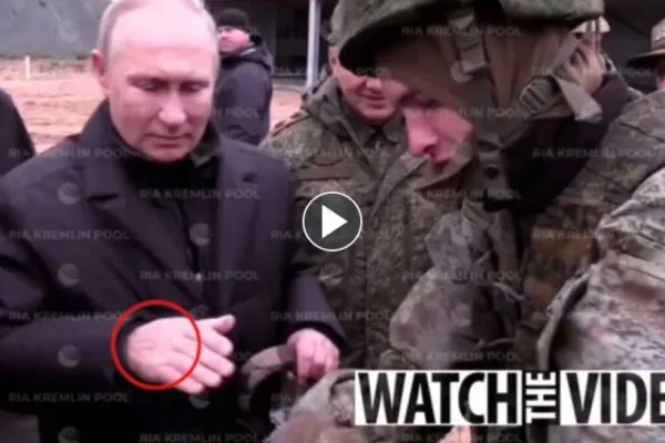 Putin ar avea o formă rară de cancer și Parkinson - Imaginile care l-au dat de gol