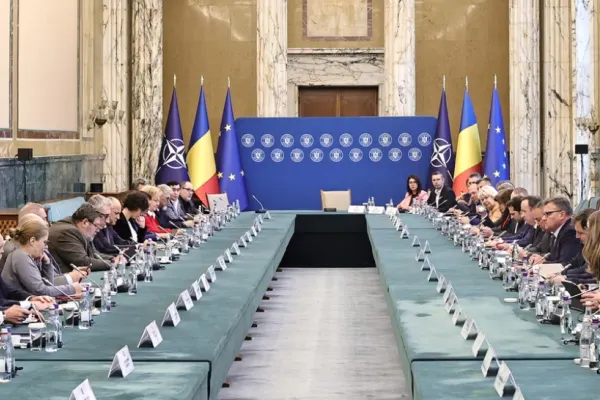 Guvernul a decis: Cât va fi salariul minim de la 1 ianuarie 2023 după consultările cu sindicatele - Anunțul premierului Nicolae Ciucă
