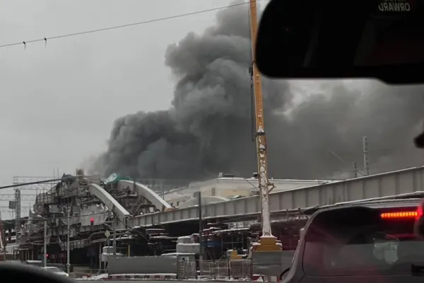 Bilanț tragic după incendiul din Moscova: cel puţin 5 morţi – Autoritățile sunt în alertă