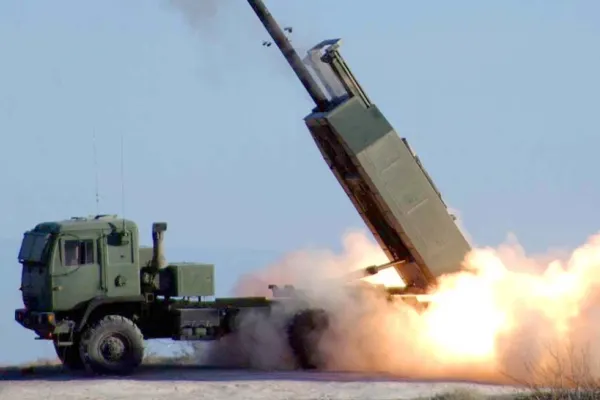 Sistem de rachete HIMARS, transferat în timp record din Germania într-o țară din fosta URSS. Demonstrație de forță a NATO - VIDEO