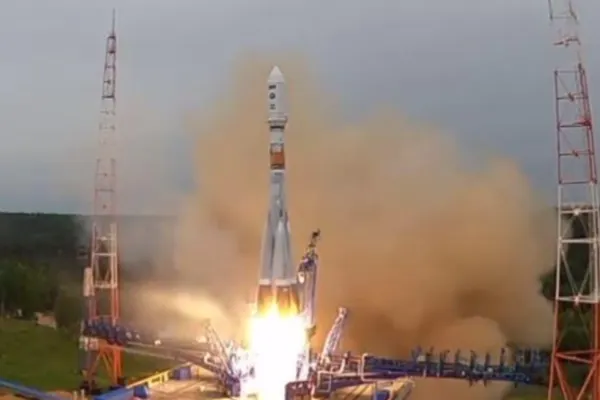 ​Rusia a lansat în spațiu o rachetă Soyuz care transportă un satelit militar. Scopul satelitului, necunoscut