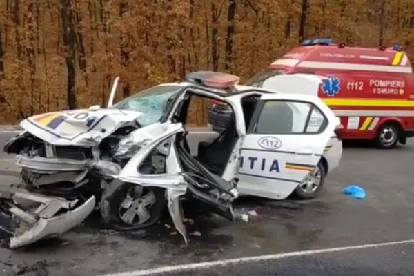 Polițist, GRAV RĂNIT într-un accident rutier, în Mehedinți. Trafic blocat - FOTO&VIDEO