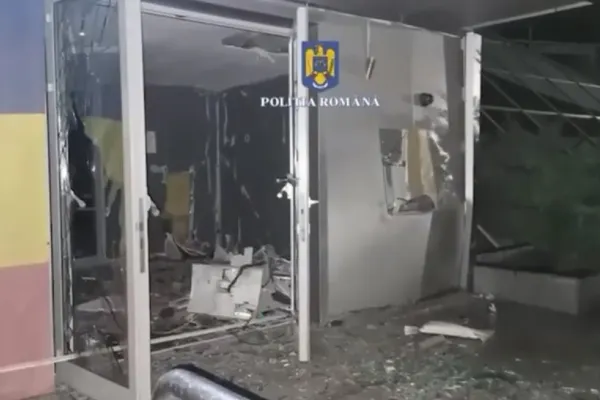 Un român și-a pierdut antebrațul în Italia, încercând să arunce în aer un bancomat