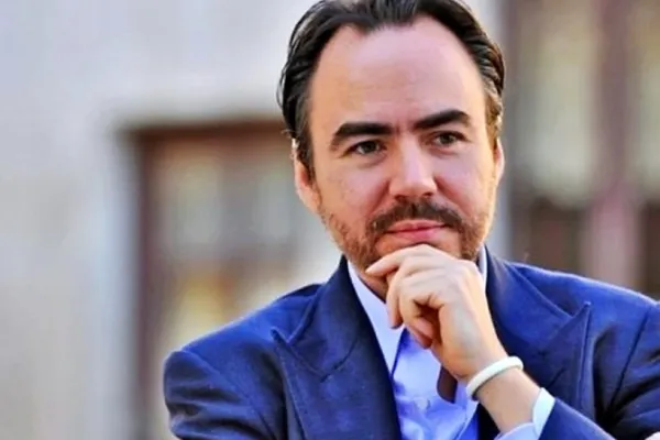 Bobby Păunescu, revoltat că o instanță din București a confirmat o amenda dată la un miting anti-Putin