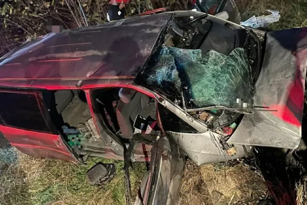 Accident grav în județul Giurgiu. Şase persoane rănite după ce un autoturism s-a răsturnat pe DN 5
