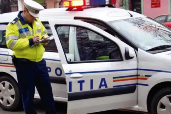 Un tânăr beat și fără permis de conducere a furat o mașină - El a fost prins de polițiști și arestat preventiv