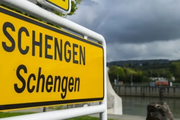 Anca Alexandrescu, după ce cancelarul Austriei a anunțat că va menține veto-ul față de extinderea Schengen: Noi suntem la mijloc în acest joc, nu avem nicio șansă