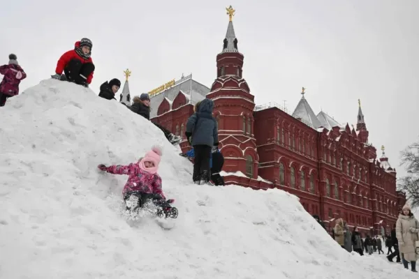 Moscova, „îngropată” în nămeți - „Apocalipsa de zăpadă” din ultimii 100 de ani din capitala Rusiei - VIDEO