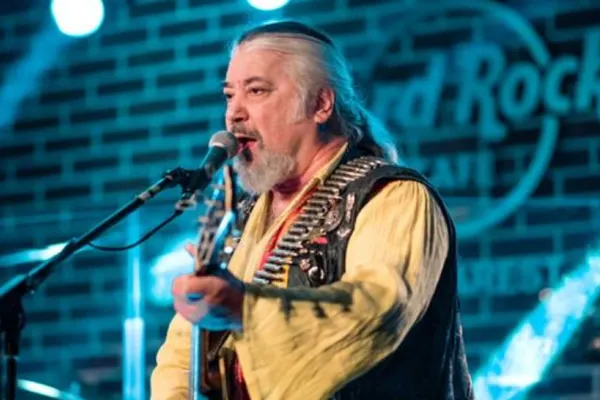 VREM PETROM ÎNAPOI | Nicu Covaci se alătură campaniei unice Realitatea PLUS: Interesul țării este să fim independenți
