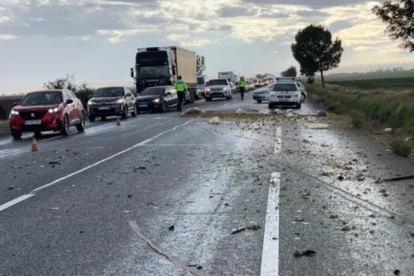 Accident cumplit în județul Buzău. Două persoane au murit şi una a fost rănită, după un impact fatal