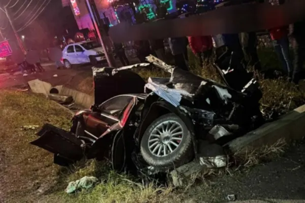 Accident cumplit în Argeș, patru tineri în stare gravă