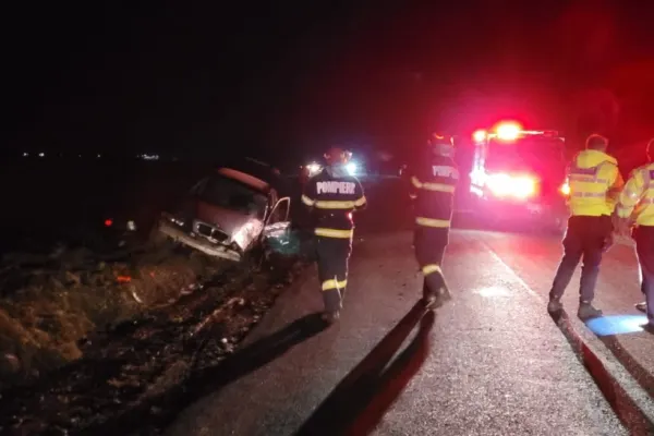 5 persoane, transportate la spital în urma unui accident pe DN 5C, între două autoturisme şi o autoutilitară