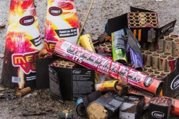 Record înregistrat de polițiști: Peste 92 de tone de petarde şi artificii, confiscate după 2.600 de controale