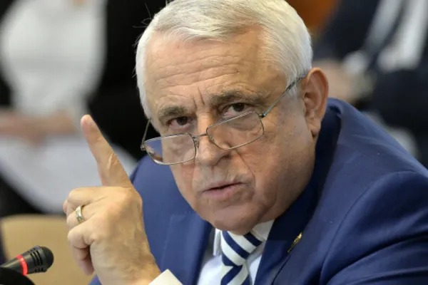 Petre Daea, bilanțul anului 2022: Seceta punând stăpânire pe întreaga țarp a dat de furcă fermierilor. Guvernul a intervenit la timp