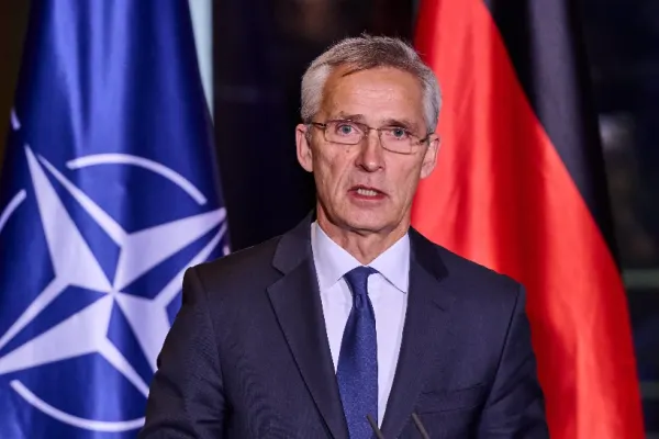 NATO şi UE salută ajutorul SUA pentru Ucraina: Este un mesaj clar pentru Kremlin