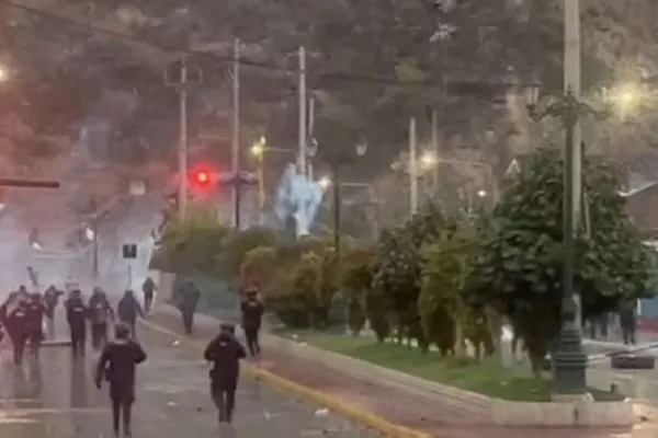 Tensiuni uriașe la nivel internațional - Stare de urgență într-o țară din cauza protestelor - Șapte persoane au murit, președintele, pus sub acuzare